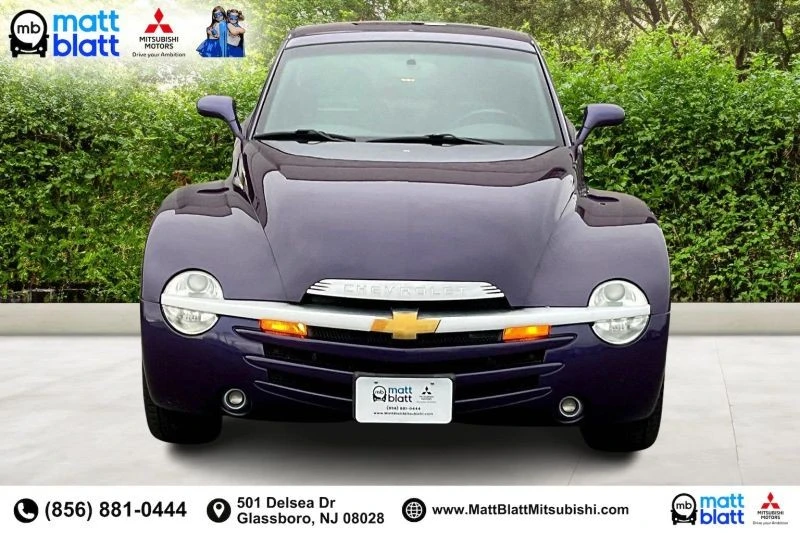 2004 Chevrolet SSR - Image 3 of 12