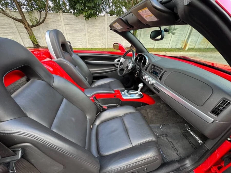 2004 Chevrolet SSR - Image 15 of 19