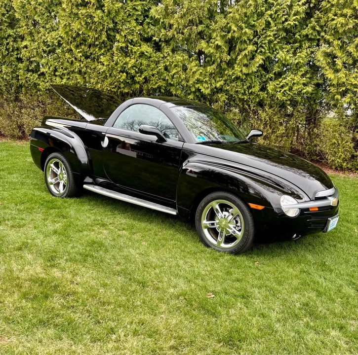 2004 Chevrolet SSR - Image 6 of 11