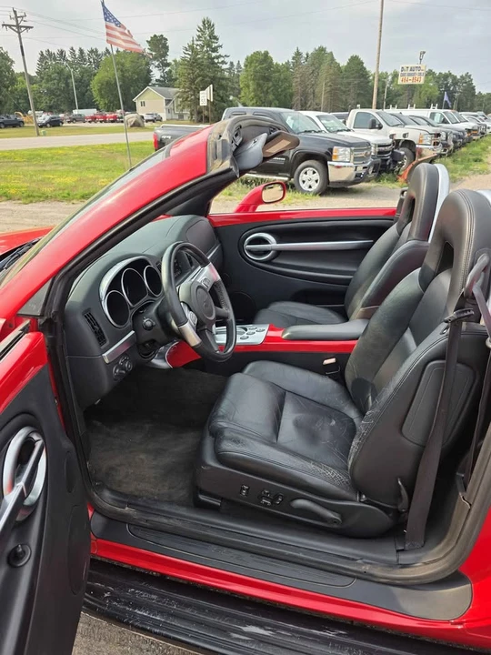 2004 Chevrolet SSR - Image 13 of 14