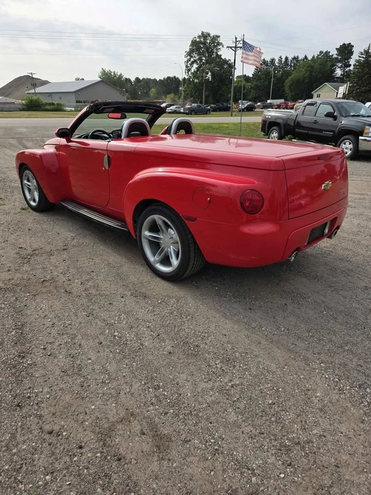 2004 Chevrolet SSR - Image 11 of 14