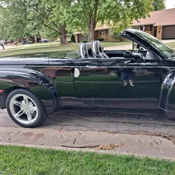 2004 Chevrolet SSR Convertible Pickup 2D