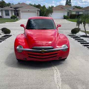 2004 Chevrolet SSR Convertible Pickup 2D