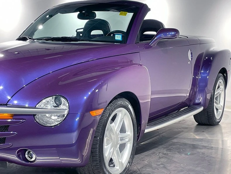 2004 Chevrolet SSR - Image 17 of 31