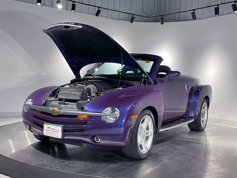 2004 Chevrolet SSR - Image 26 of 31