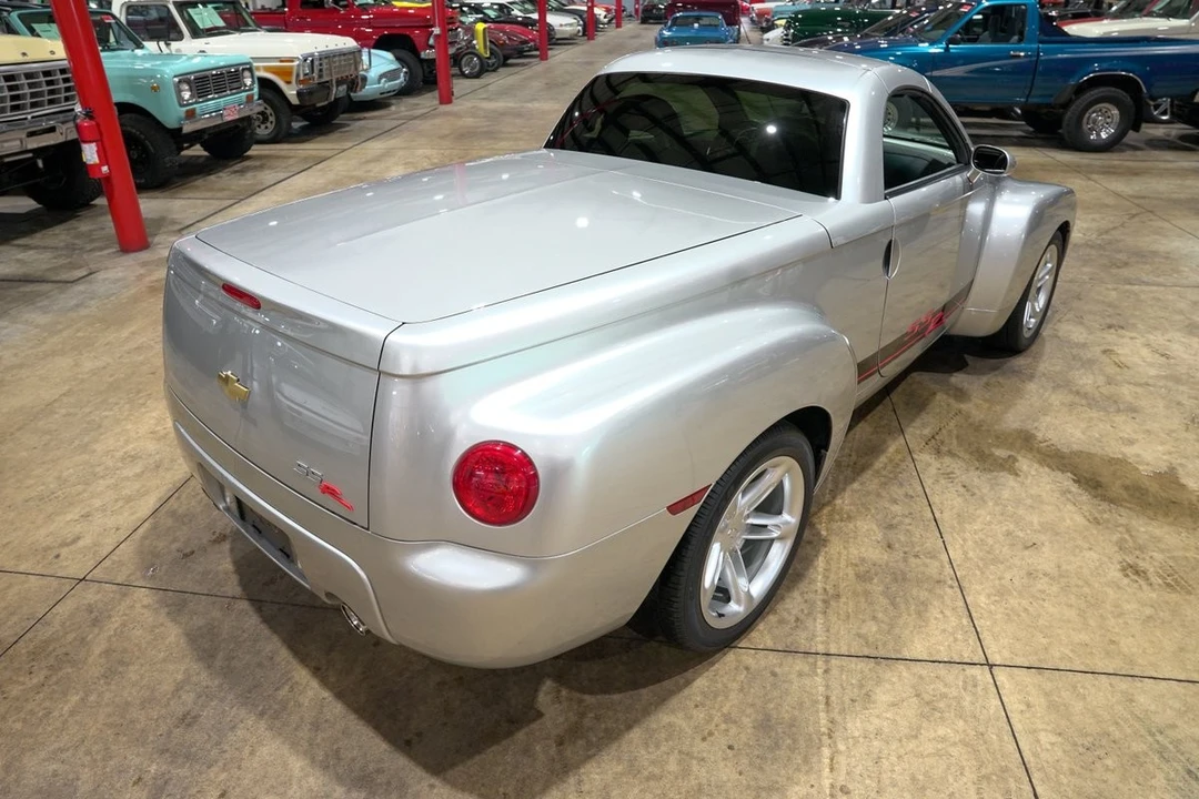 2004 Chevrolet SSR - Image 31 of 31