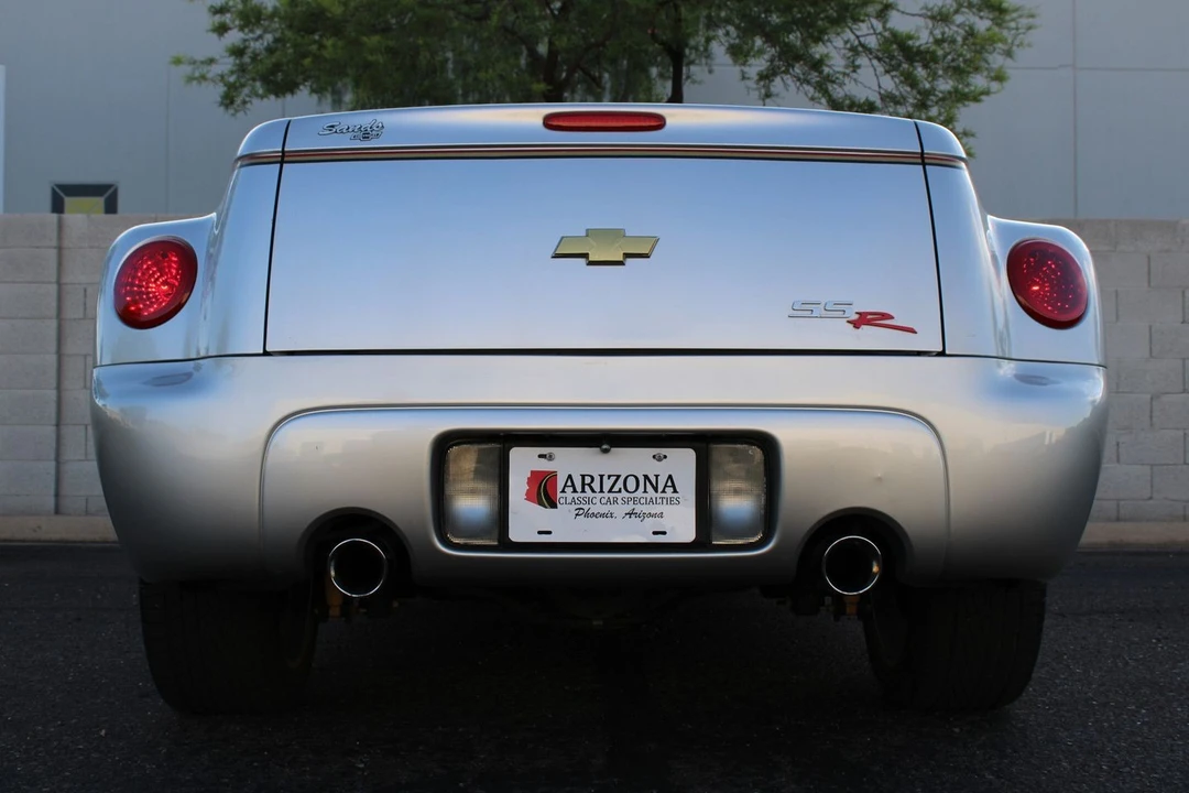 2004 Chevrolet SSR - Image 17 of 31