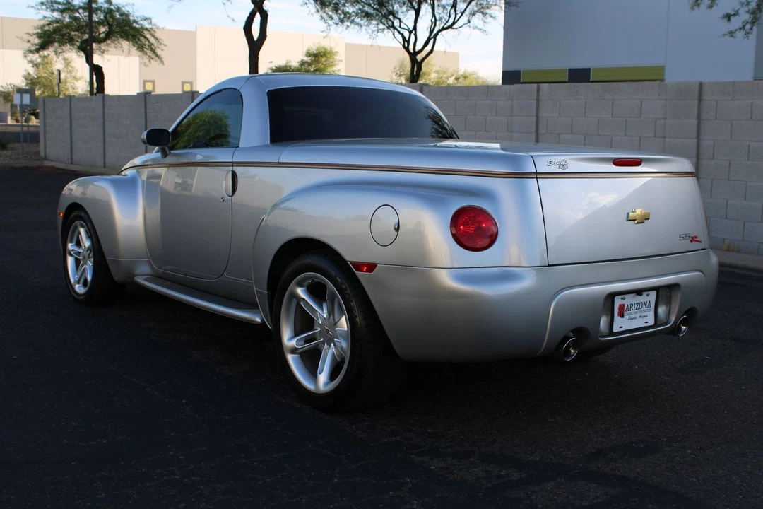 2004 Chevrolet SSR - Image 6 of 31