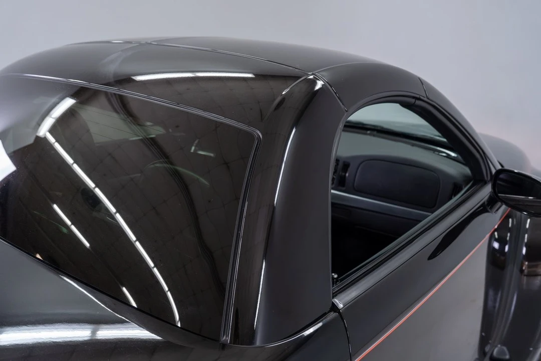 2004 Chevrolet SSR - Image 21 of 28