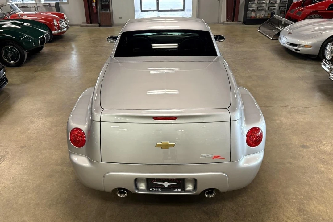 2004 Chevrolet SSR - Image 27 of 31