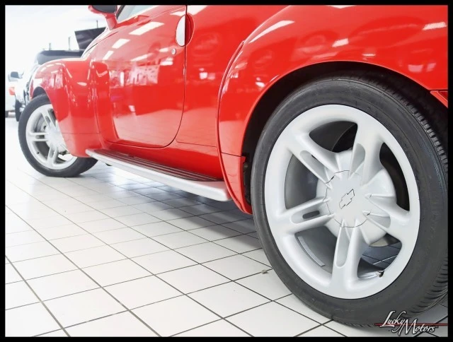 2004 Chevrolet SSR - Image 11 of 12