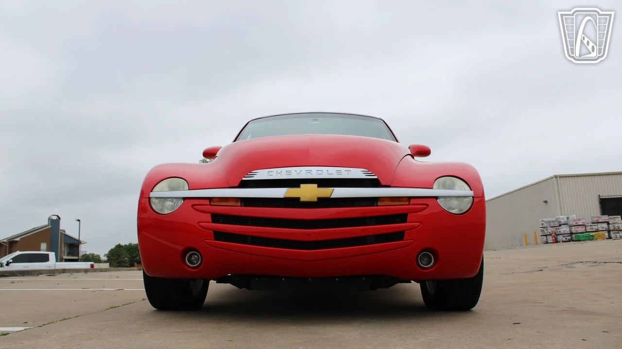 2004 Chevrolet SSR - Image 6 of 11