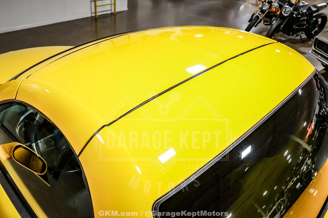 2004 Chevrolet SSR - Image 12 of 31