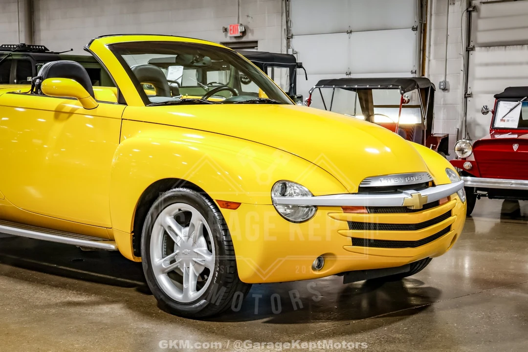 2004 Chevrolet SSR - Image 29 of 31