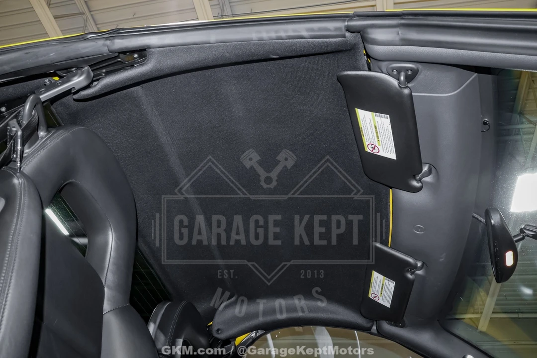 2004 Chevrolet SSR - Image 18 of 31