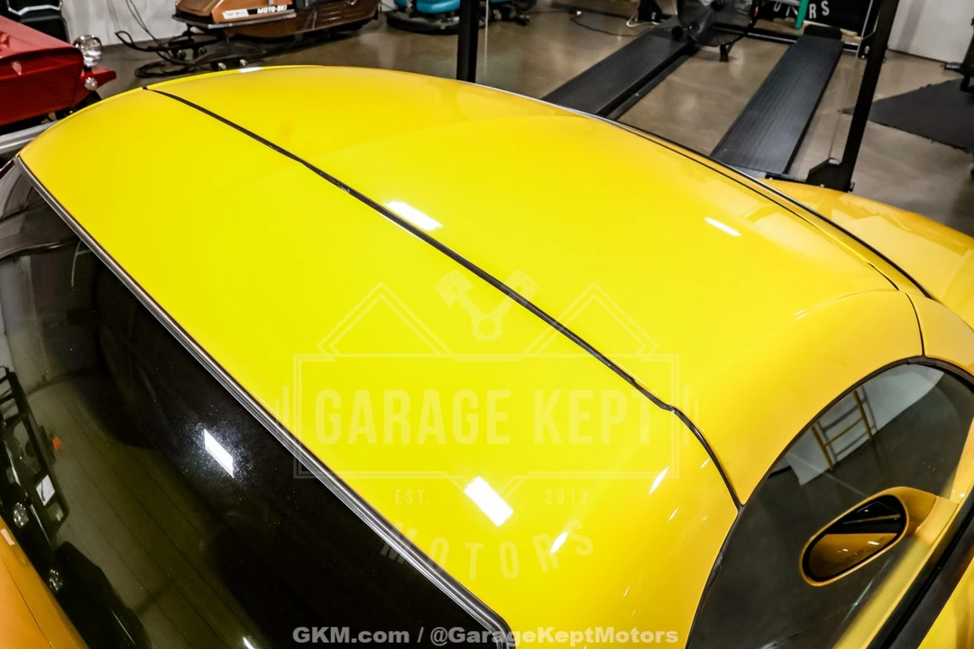 2004 Chevrolet SSR - Image 15 of 31