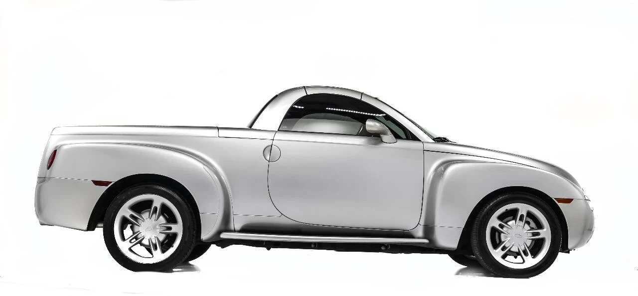 2004 Chevrolet SSR - Image 5 of 12