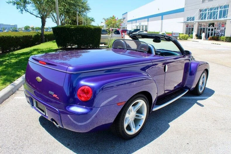 2004 Chevrolet SSR - Image 31 of 31