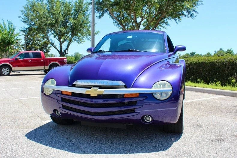 2004 Chevrolet SSR - Image 8 of 31