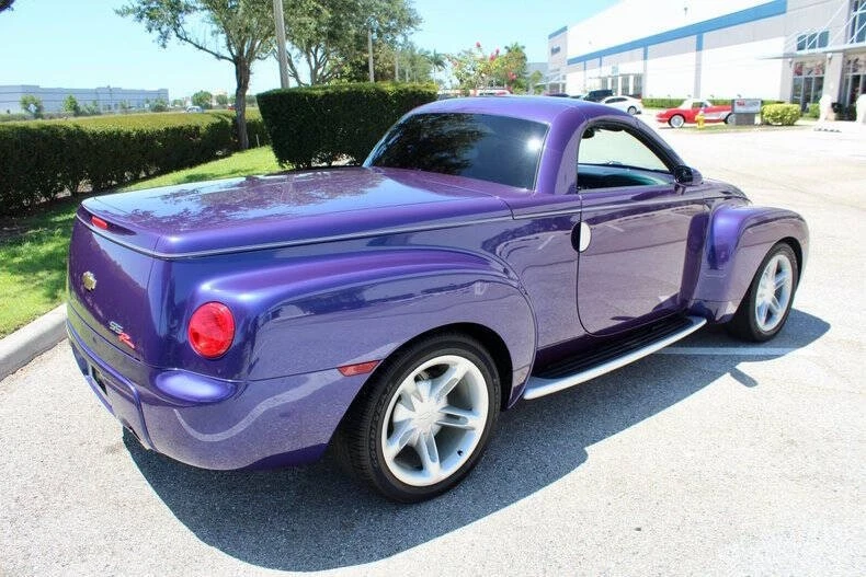 2004 Chevrolet SSR - Image 18 of 31