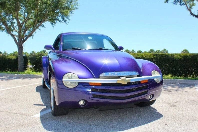 2004 Chevrolet SSR - Image 7 of 31