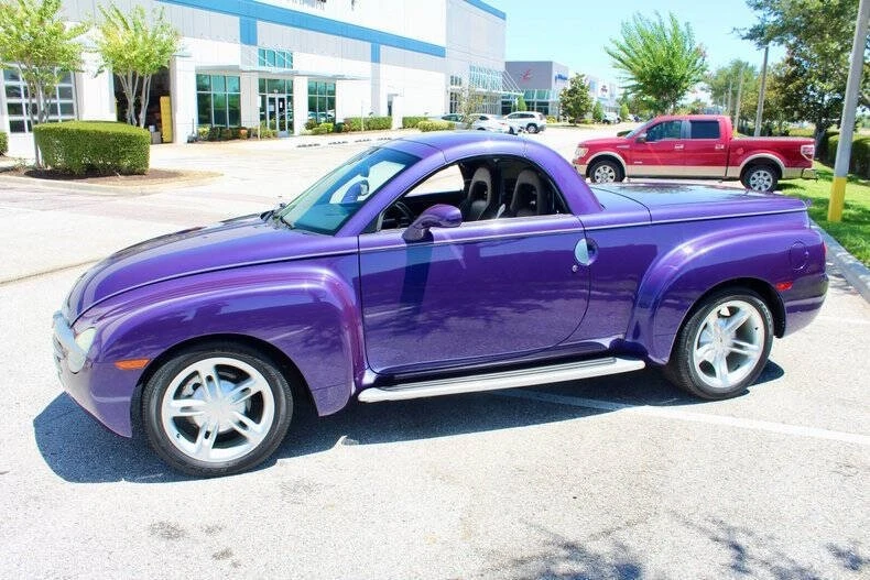 2004 Chevrolet SSR - Image 26 of 31