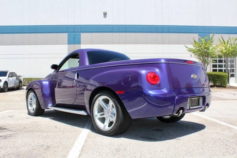 2004 Chevrolet SSR - Image 13 of 31