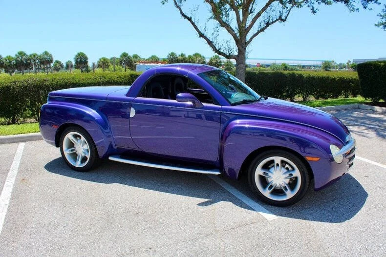 2004 Chevrolet SSR - Image 21 of 31