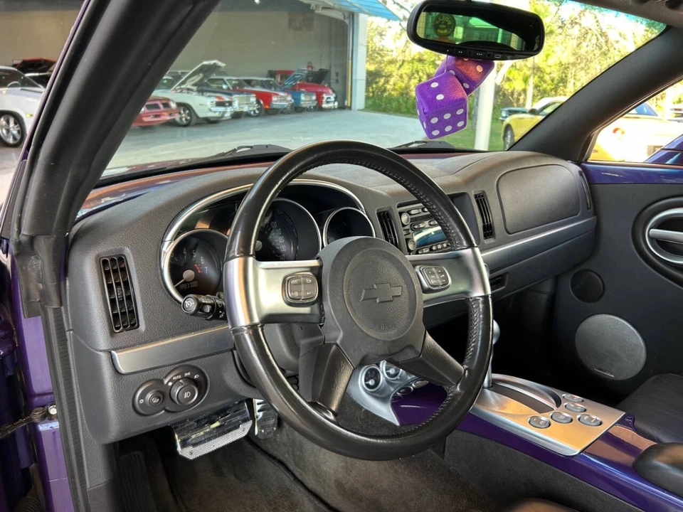 2004 Chevrolet SSR - Image 20 of 31