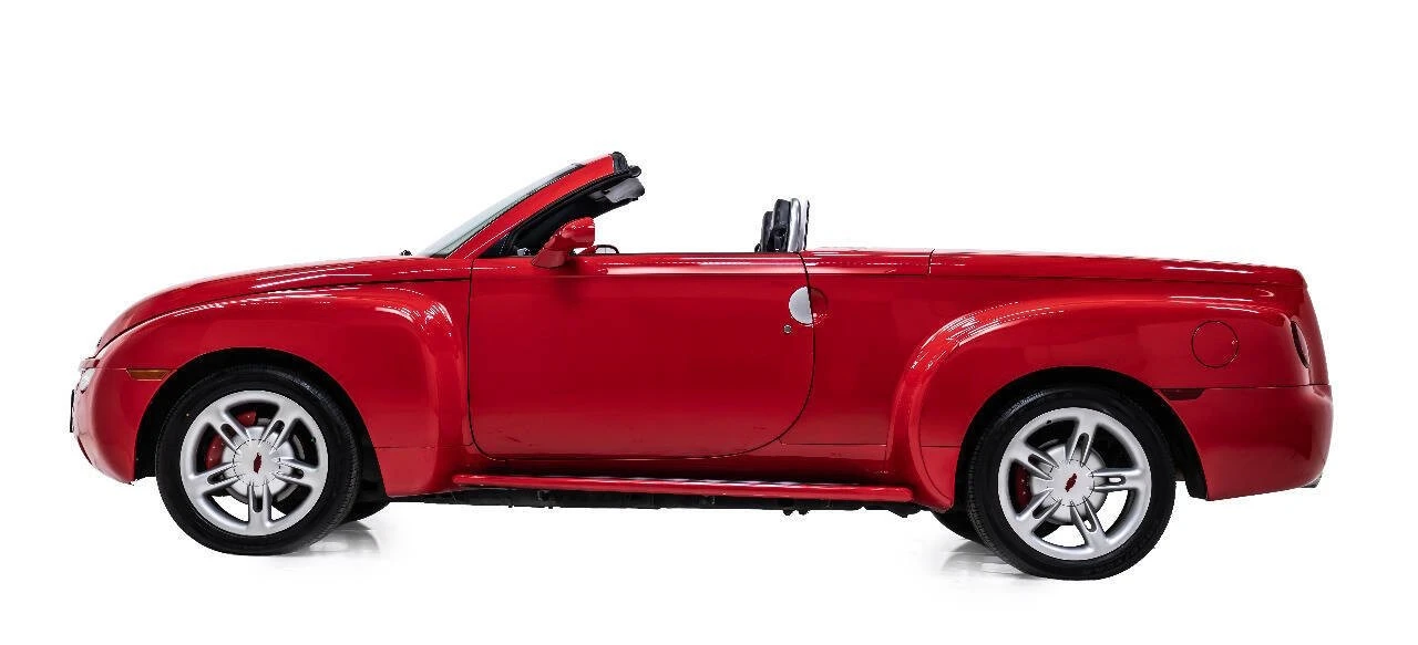 2004 Chevrolet SSR - Image 6 of 21