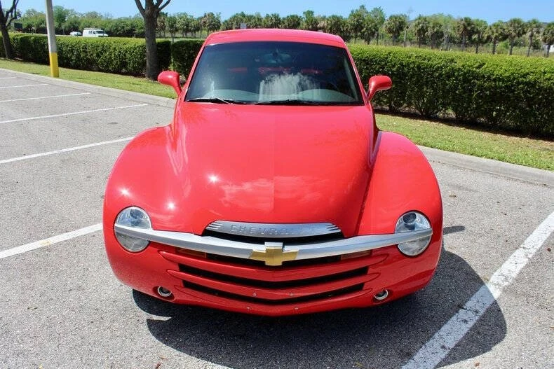 2004 Chevrolet SSR - Image 22 of 31