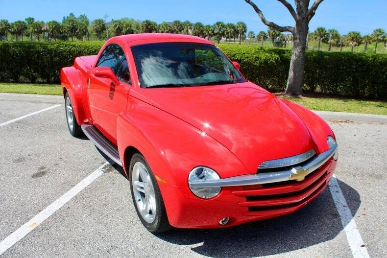 2004 Chevrolet SSR - Image 21 of 31