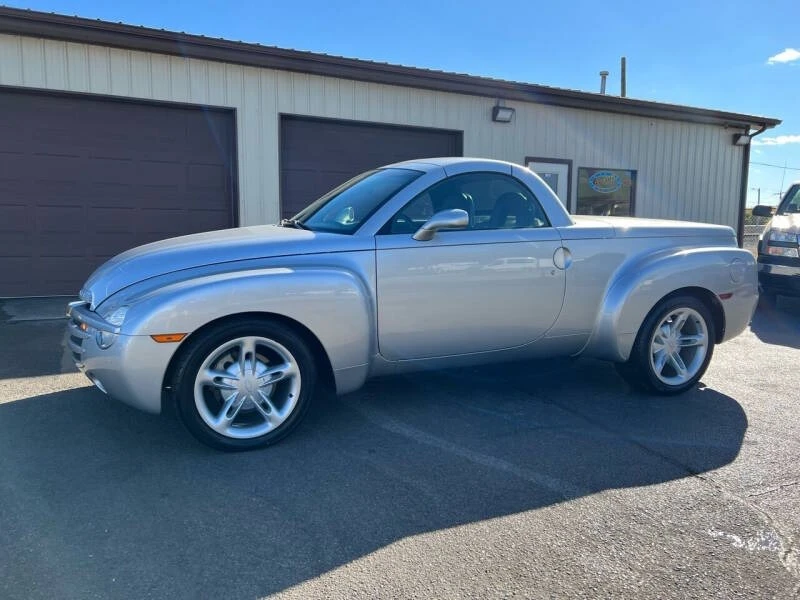 2004 Chevrolet SSR - Image 6 of 31