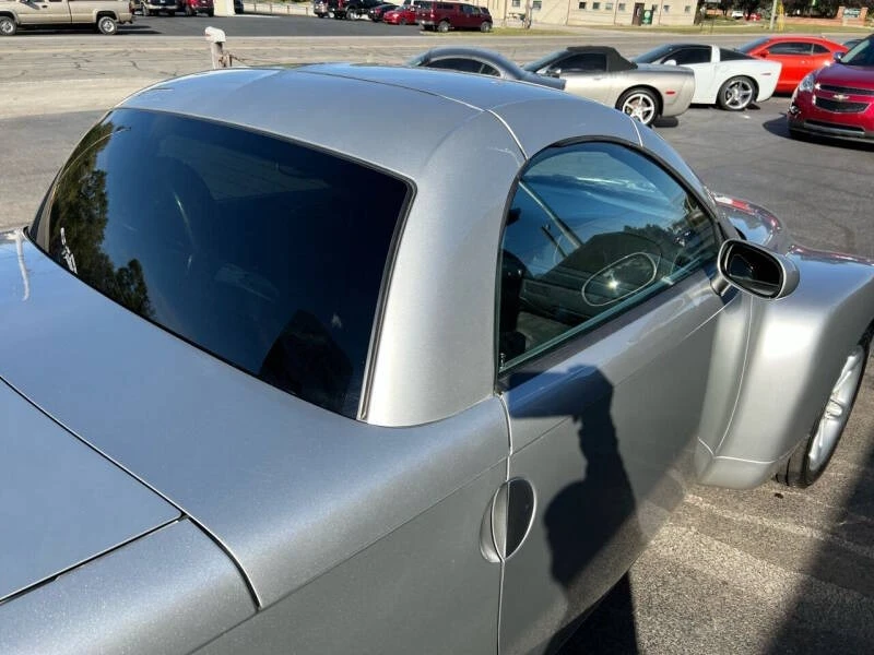 2004 Chevrolet SSR - Image 19 of 31