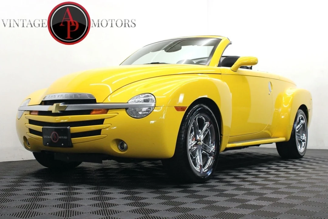 2004 Chevrolet SSR - Image 7 of 12