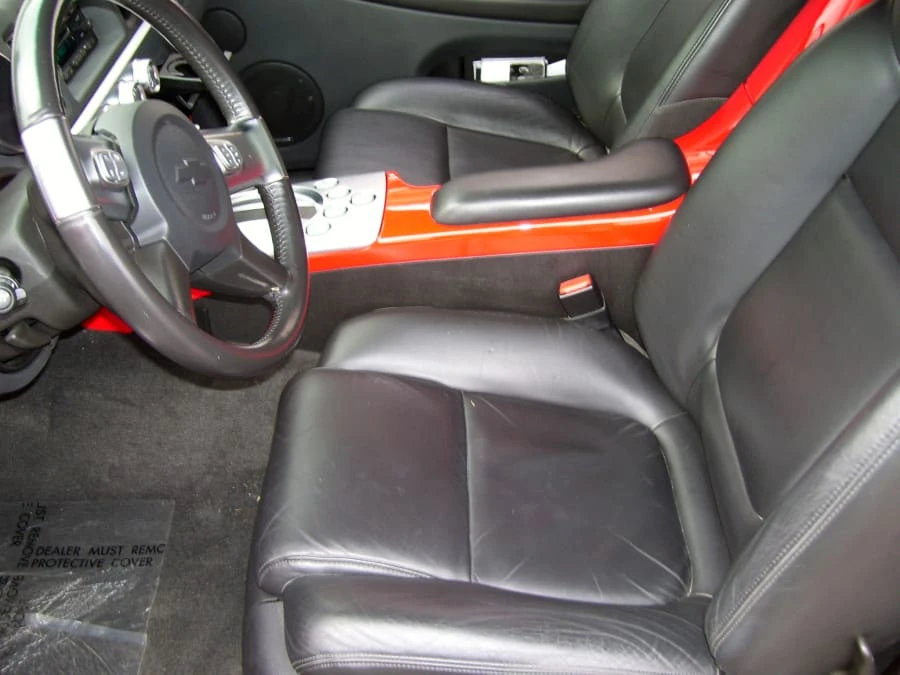 2004 Chevrolet SSR - Image 4 of 8