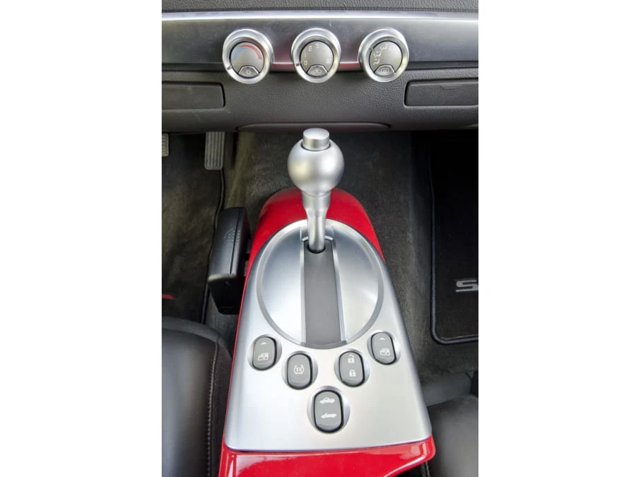 2004 Chevrolet SSR - Image 7 of 9