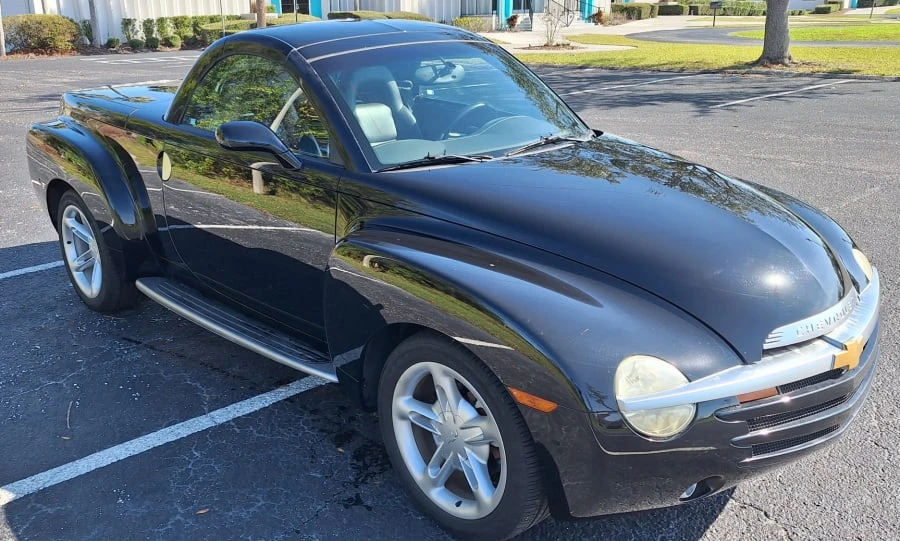 2004 Chevrolet SSR - Image 12 of 18