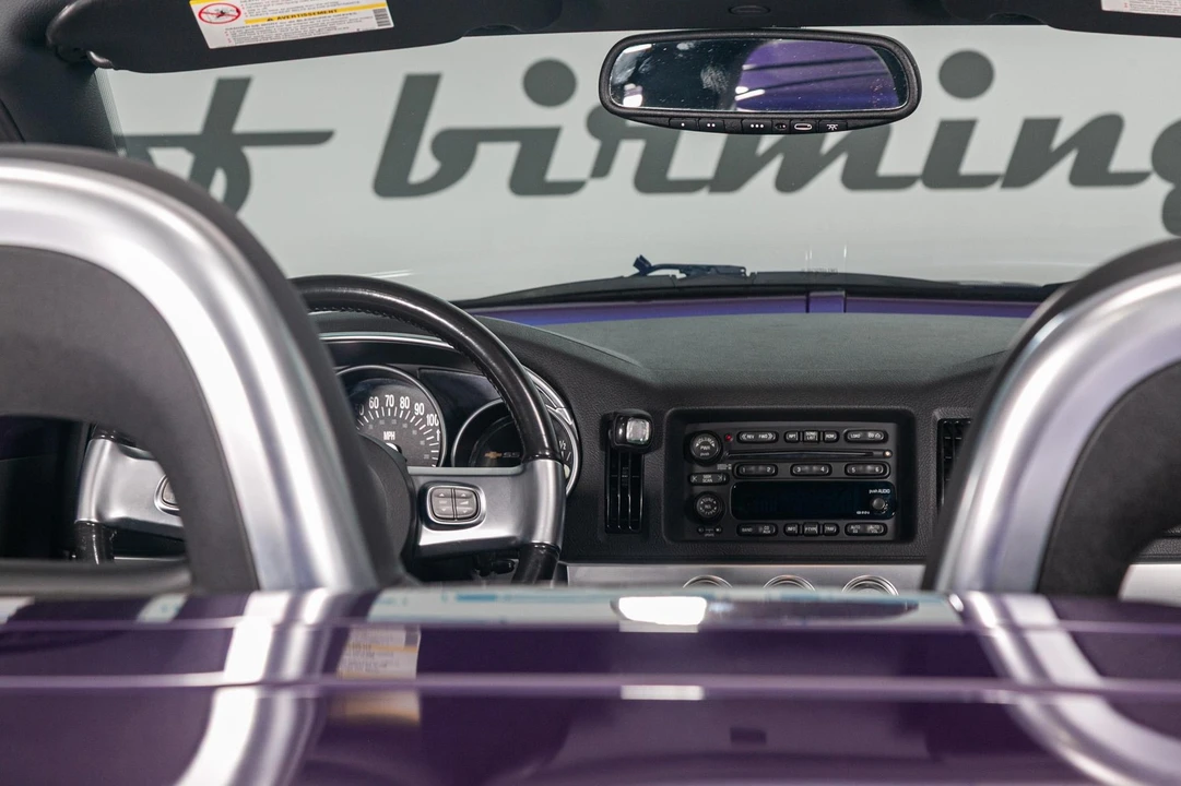 2004 Chevrolet SSR - Image 27 of 31