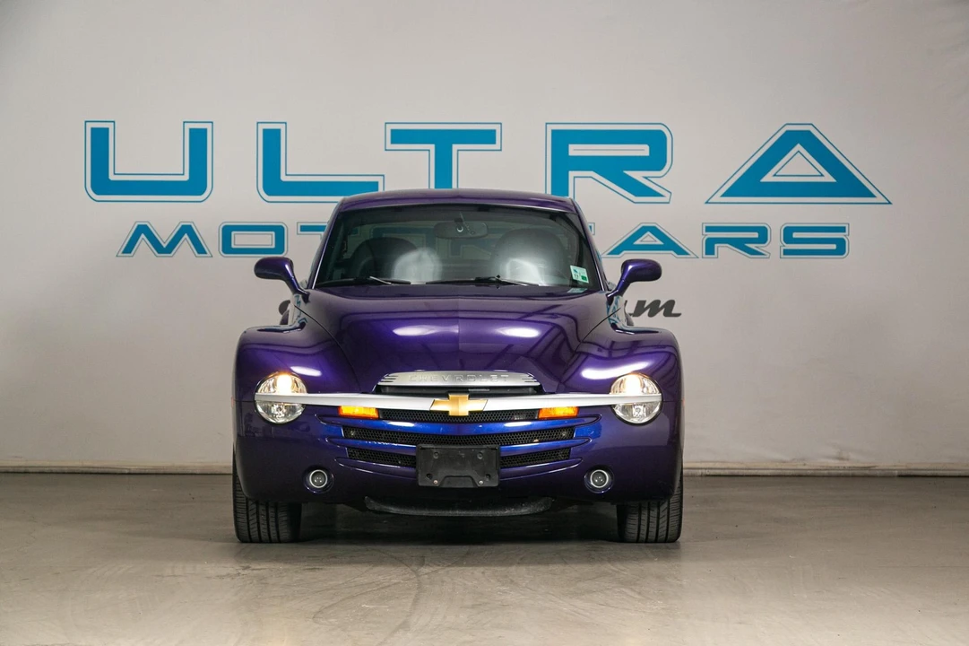 2004 Chevrolet SSR - Image 9 of 31