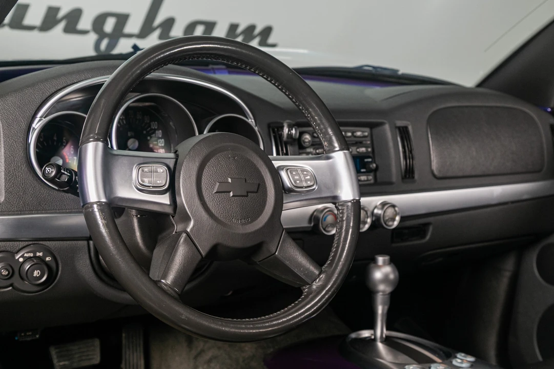 2004 Chevrolet SSR - Image 10 of 21