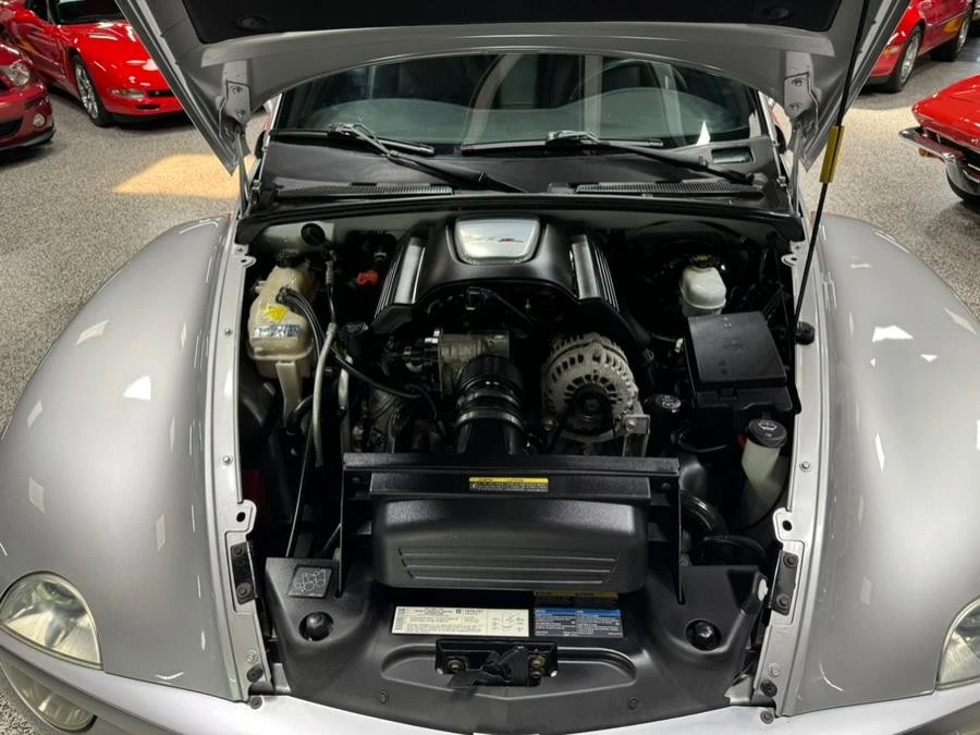 2004 Chevrolet SSR - Image 10 of 14