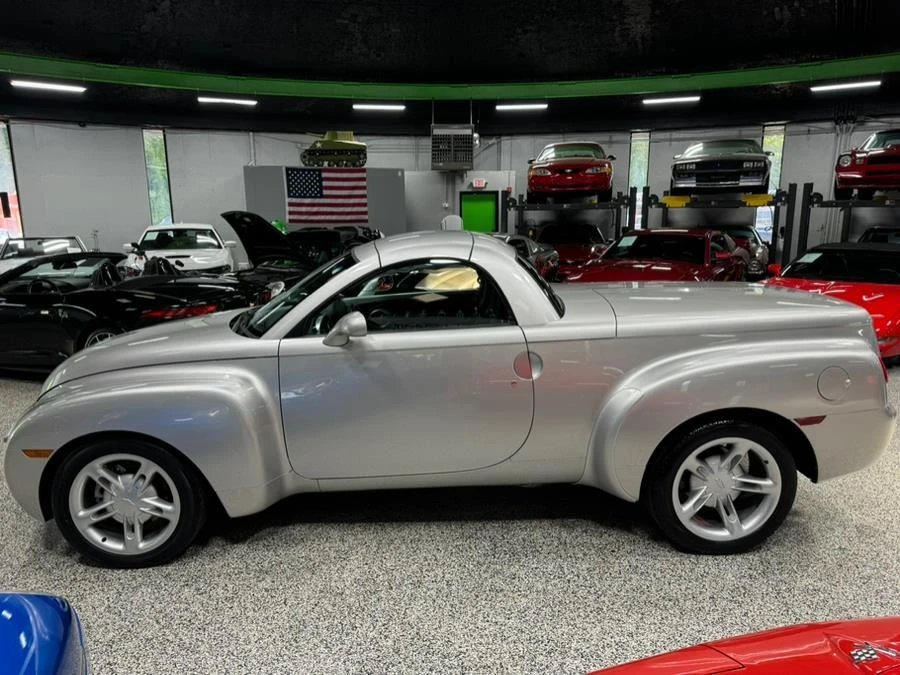 2004 Chevrolet SSR - Image 6 of 14