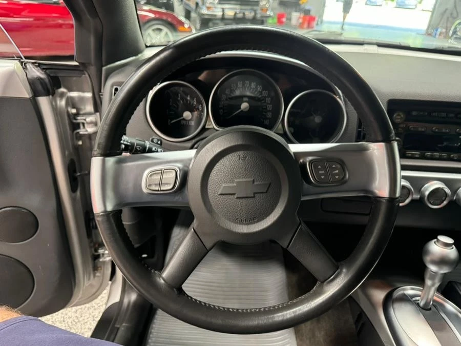 2004 Chevrolet SSR - Image 12 of 14