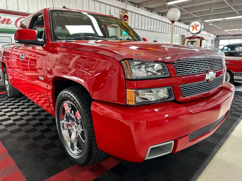 2004 Chevrolet Silverado 1st Gen - Image 3 of 21