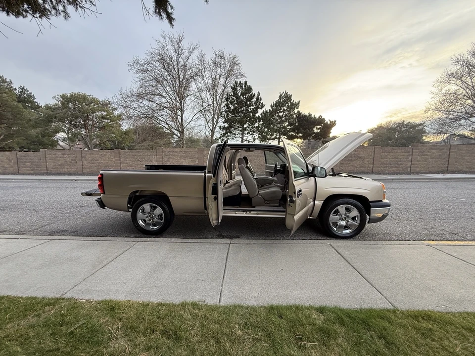 2004 Chevrolet Silverado 1st Gen - Image 13 of 21