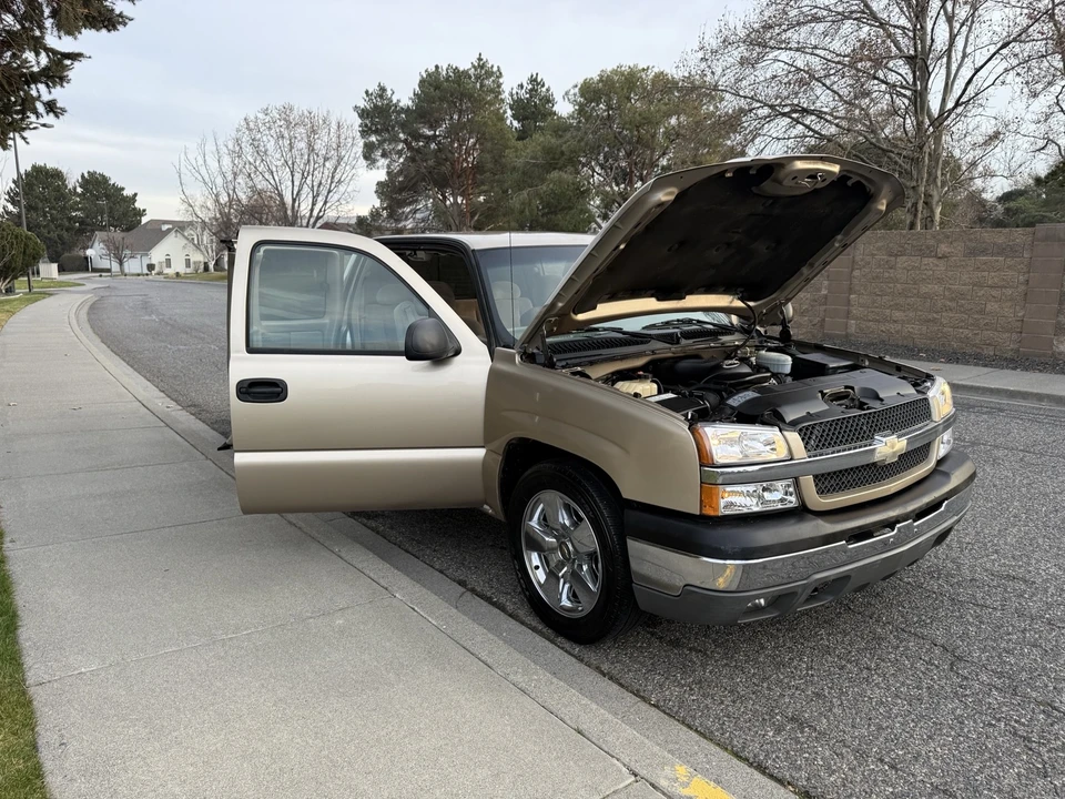 2004 Chevrolet Silverado 1st Gen - Image 14 of 21