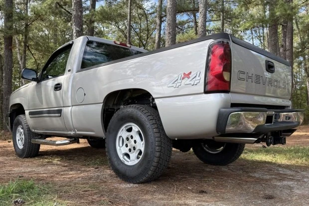 2004 Chevrolet Silverado 1st Gen - Image 2 of 7