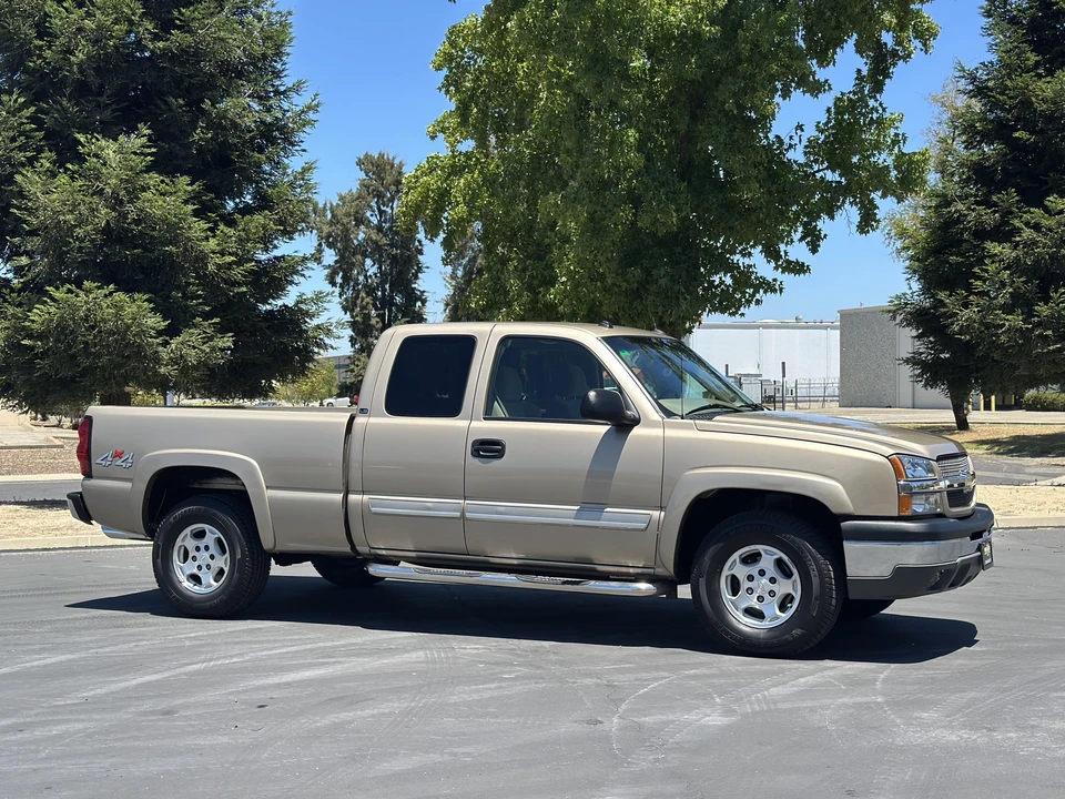 2004 Chevrolet Silverado 1st Gen - Image 12 of 31