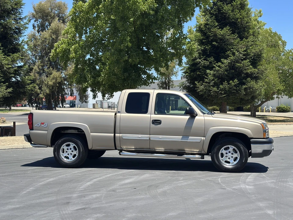 2004 Chevrolet Silverado 1st Gen - Image 14 of 31
